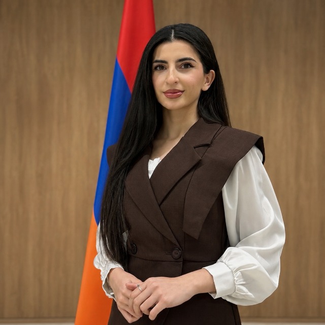 Саргсян Аревик